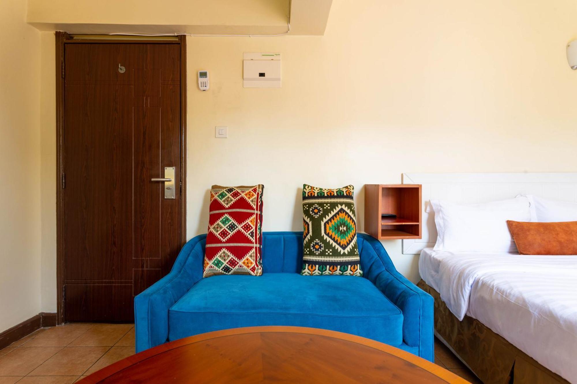 City View With Rooftop Pool - Studio نيروبي المظهر الخارجي الصورة